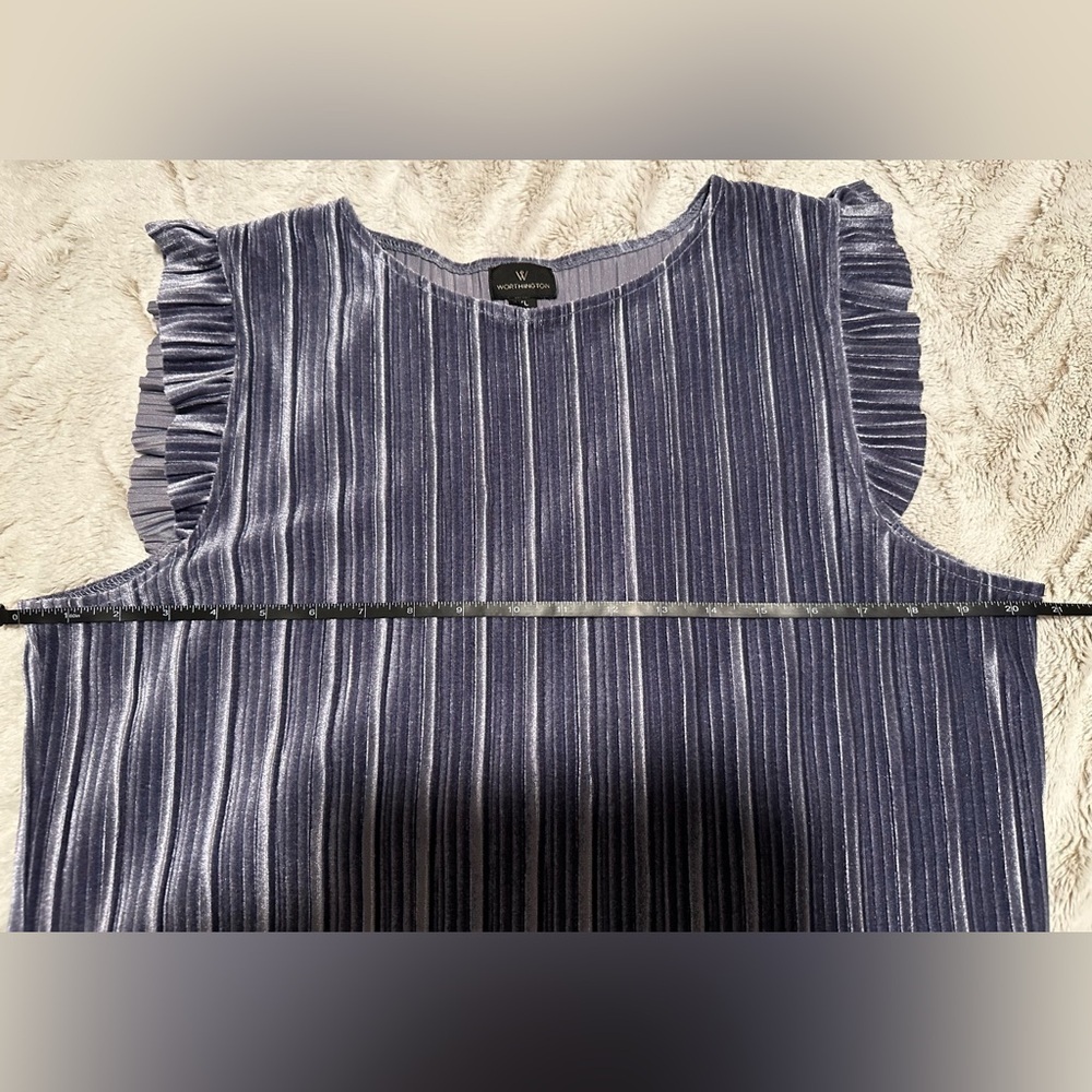 *SOLD* Worthington Pleated Sleeveless Velour Ruffle Cap Sleeve Top - Picture 6 of 9